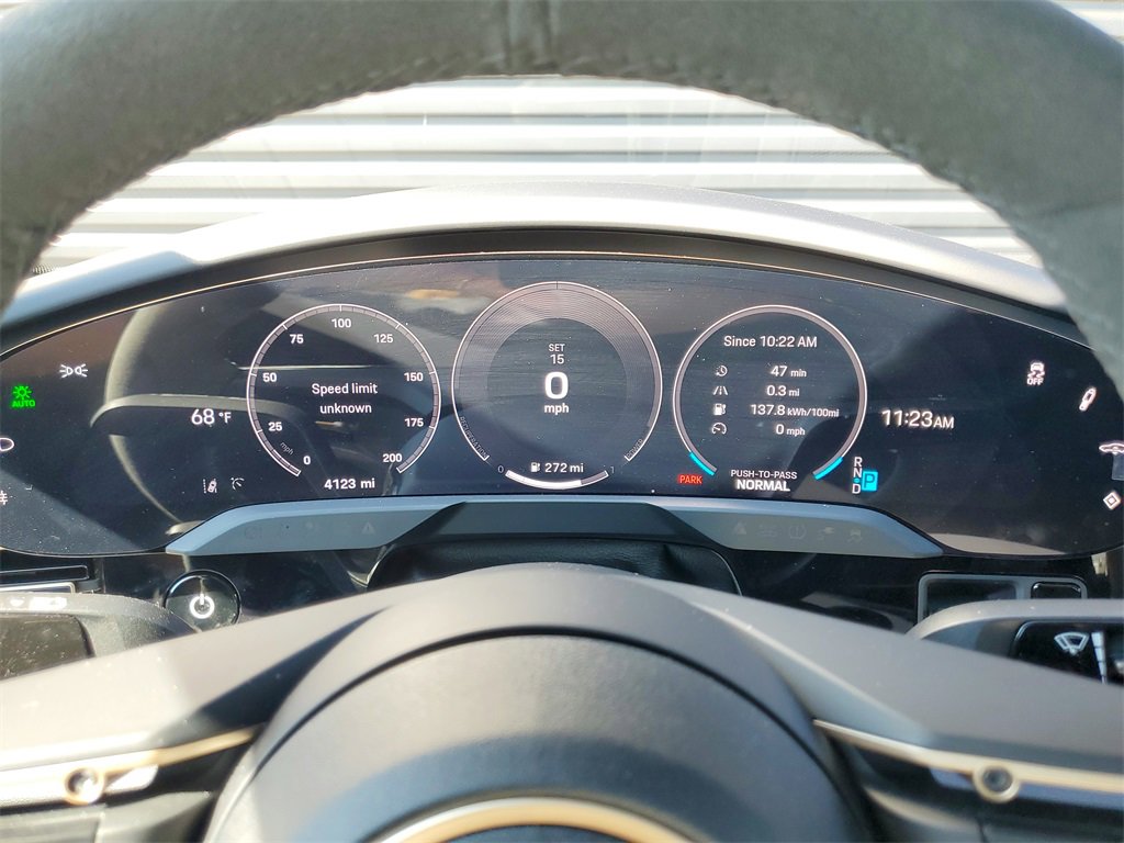 New 2025 Porsche Taycan 4S image 10