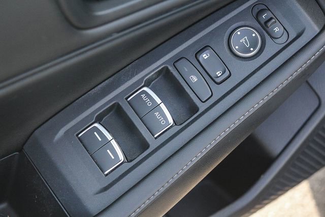 Used 2025 Honda Accord Sport image 28