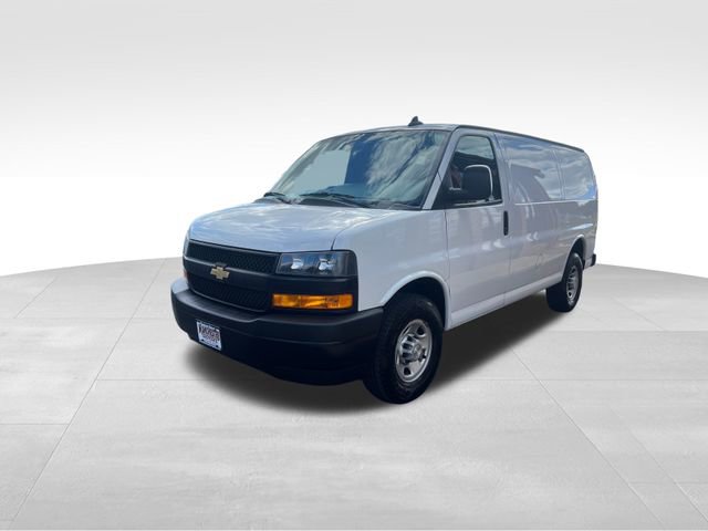 Used 2021 Chevrolet Express 3500 Work Van w/ Driver Convenience Package image 3