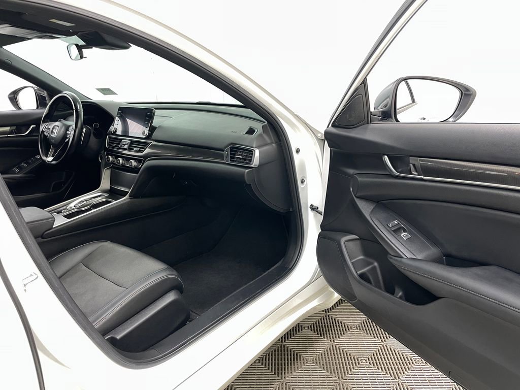 Used 2022 Honda Accord Sport image 32