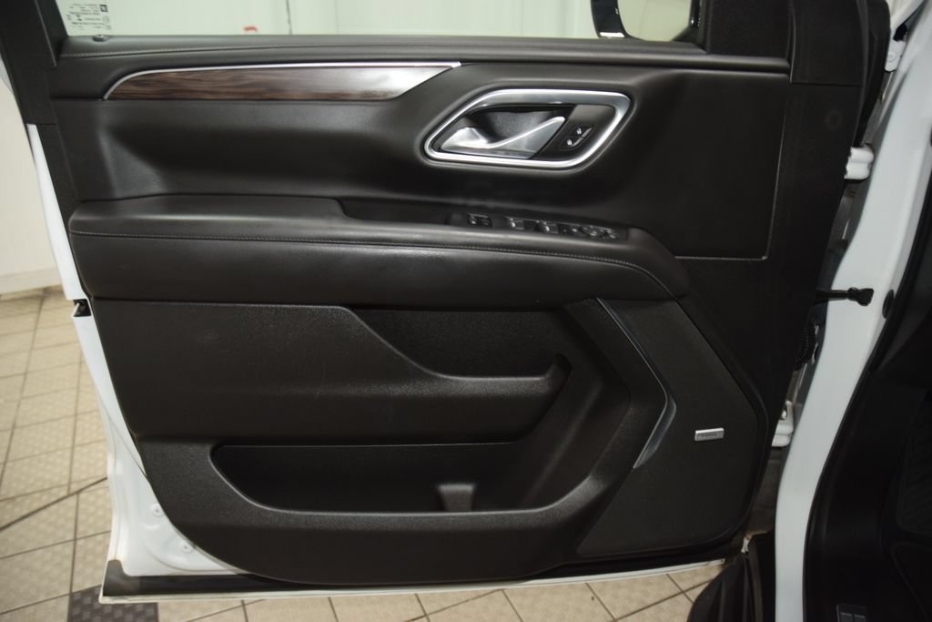 Used 2021 Chevrolet Tahoe LT AWD/4WD image 45