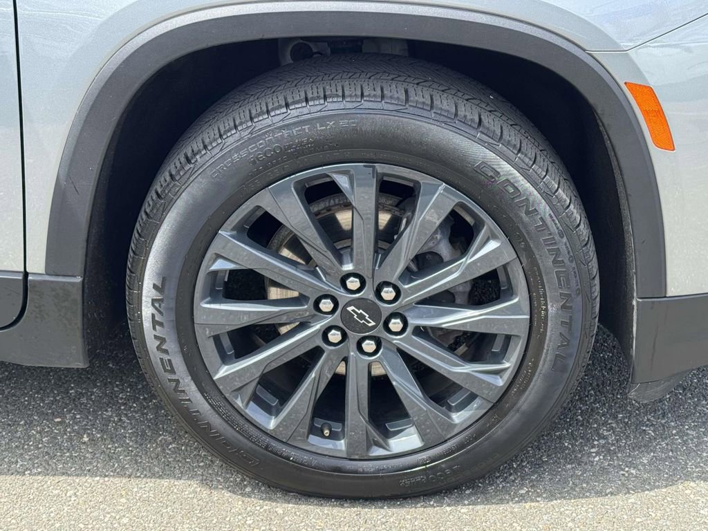 Used 2023 Chevrolet Traverse RS AWD/4WD image 8