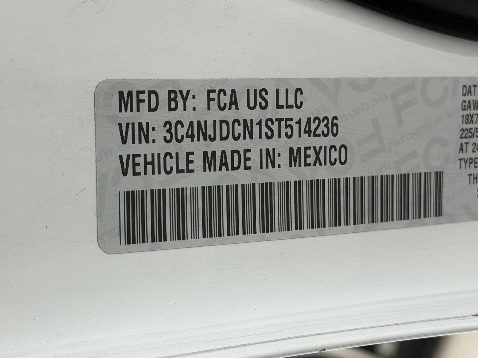 Used 2025 Jeep Compass Limited image 18