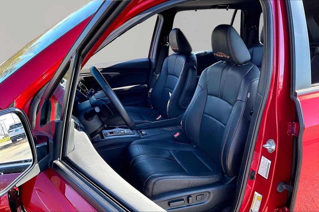 Used 2023 Honda Passport TrailSport image 16