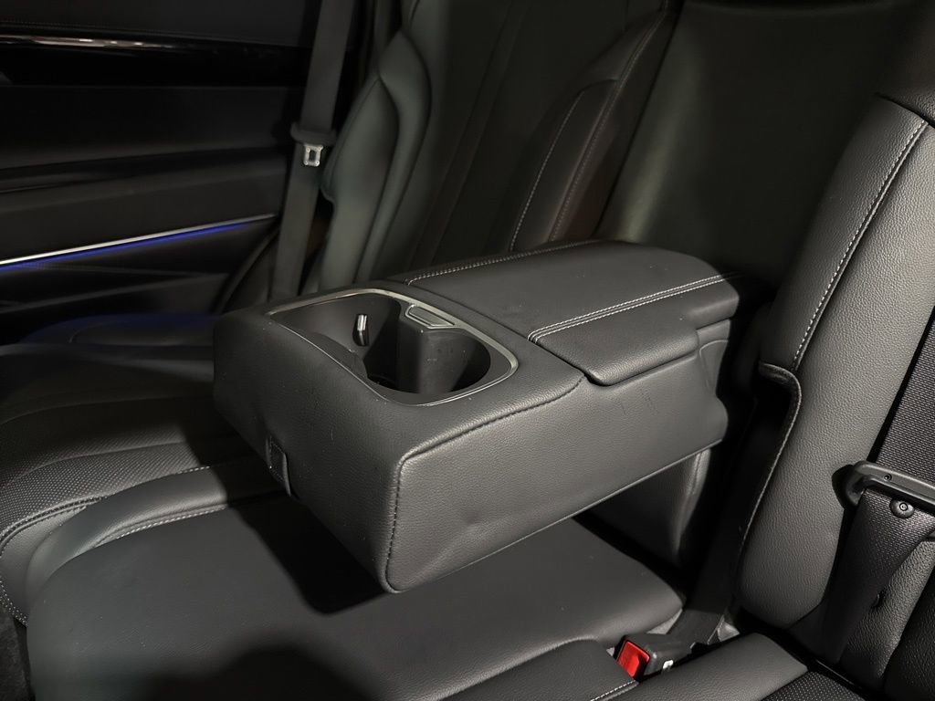 Used 2025 Genesis GV80 2.5T image 37