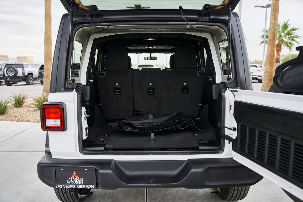 Used 2023 Jeep Wrangler Sport image 11