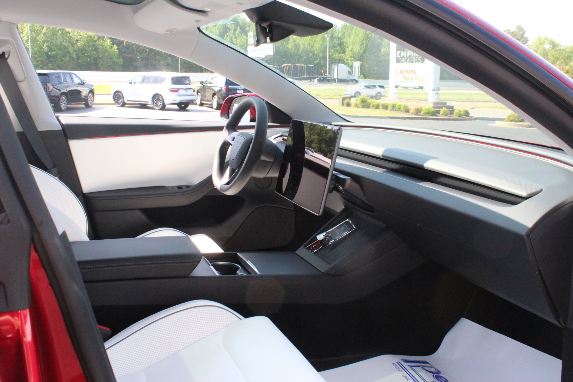 Used 2025 Tesla Model 3 Performance AWD/4WD image 32