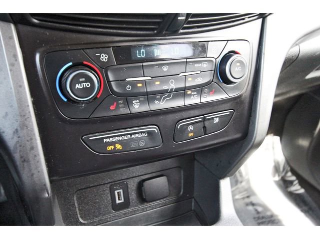 Used 2019 Ford Escape SE image 25
