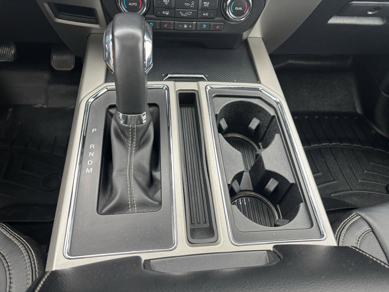 Used 2019 Ford F150 Lariat image 29