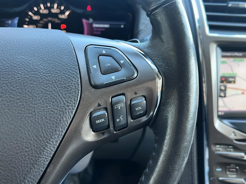 Used 2015 Lincoln MKX FWD w/ Equipment Group 102A image 41