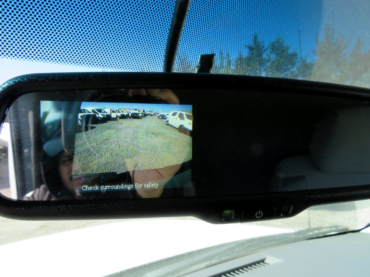 Used 2017 Nissan NV 3500 SV image 19