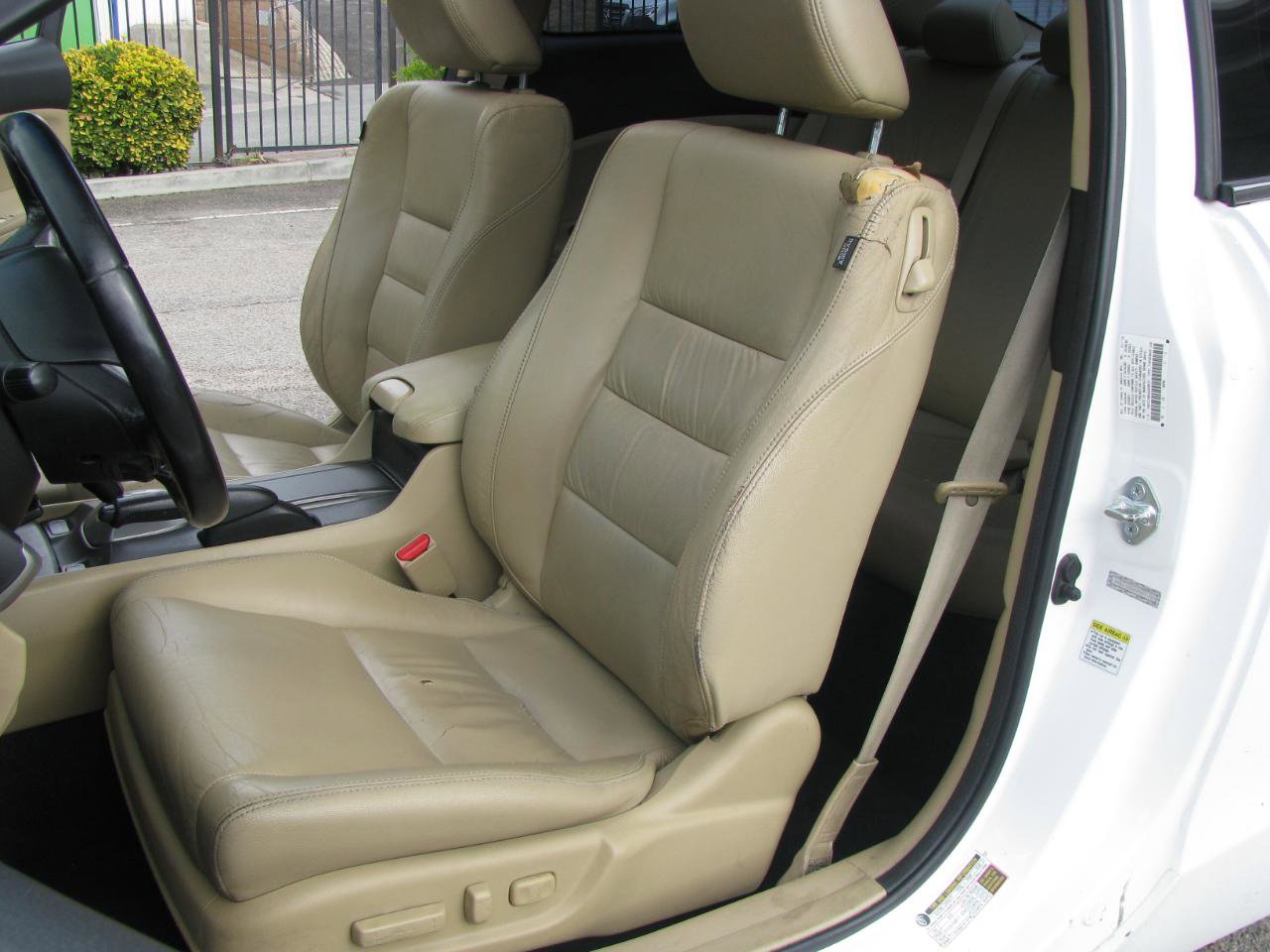 Used 2010 Honda Accord EX-L image 10