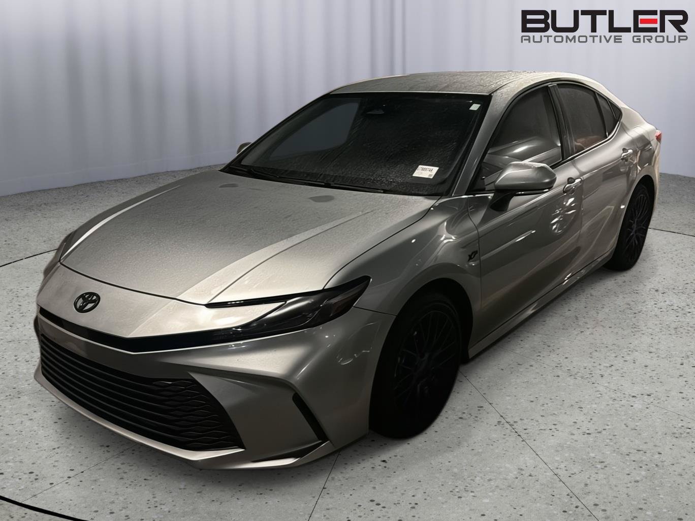 Used 2026 Toyota Camry LE FWD image 1