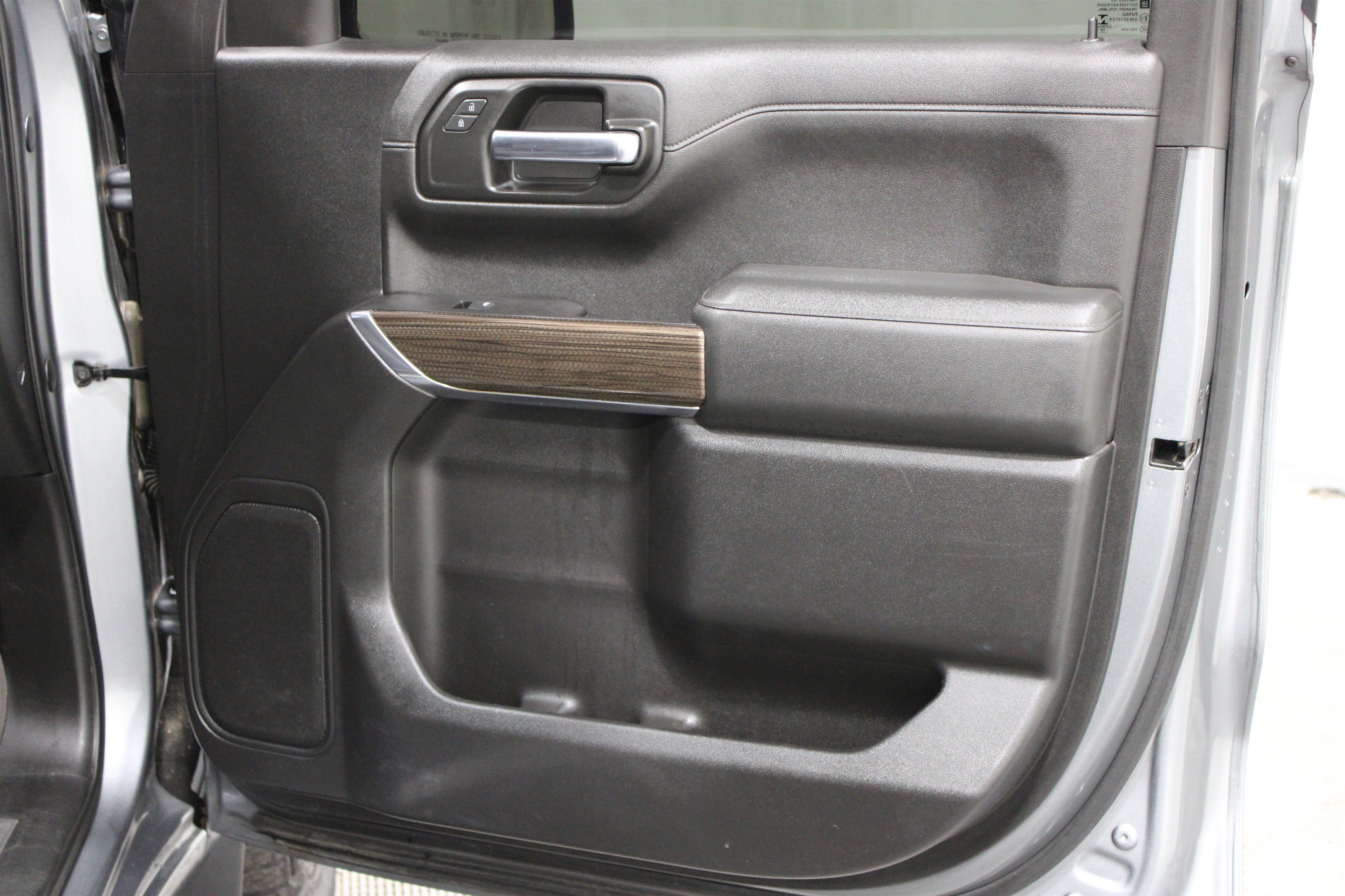 Used 2020 Chevrolet Silverado 1500 LT RWD image 22