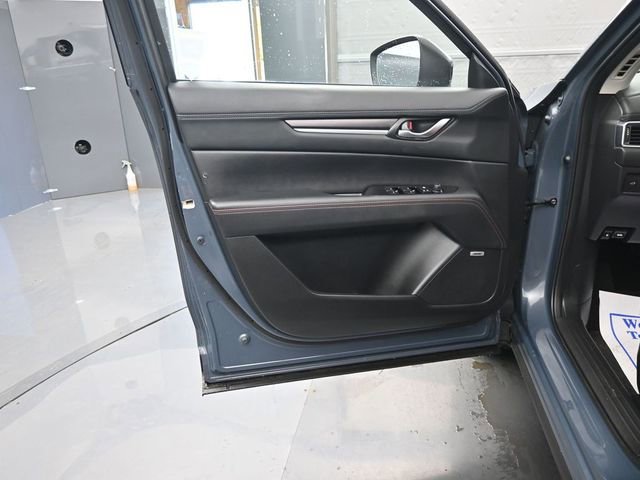 Used 2023 MAZDA CX-5 Carbon Edition image 11