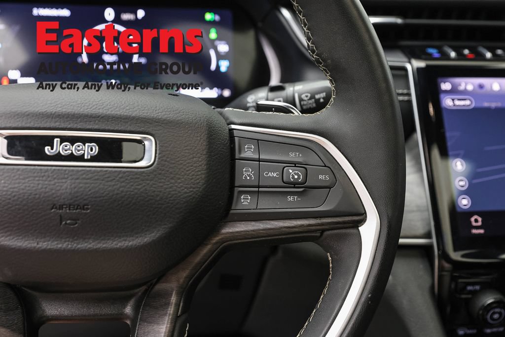 Used 2024 Jeep Grand Cherokee Limited 4xe AWD/4WD image 16