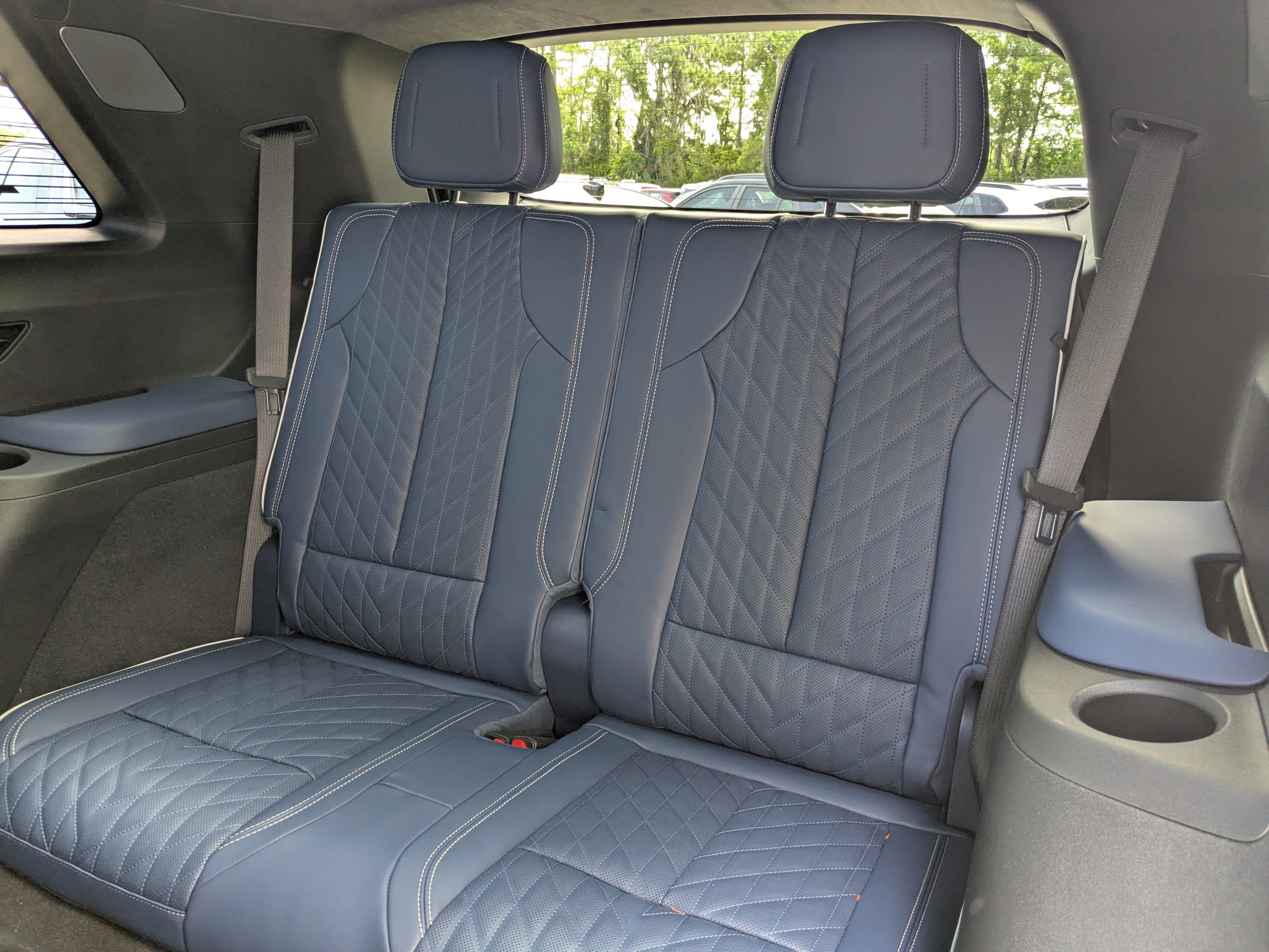 New 2026 Cadillac Vistiq Premium Luxury w/ LPO, Floor Liner Package AWD/4WD image 30