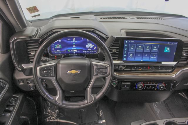 Used 2025 Chevrolet Silverado 1500 LT AWD/4WD image 23