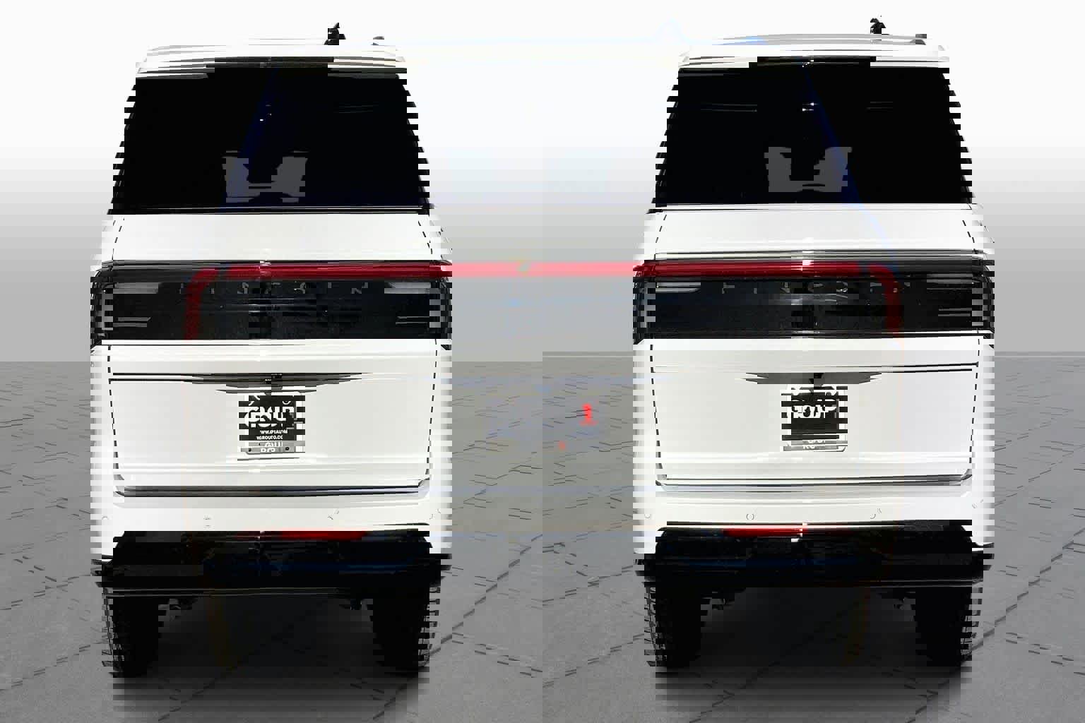 New 2025 Lincoln Navigator L Reserve image 4
