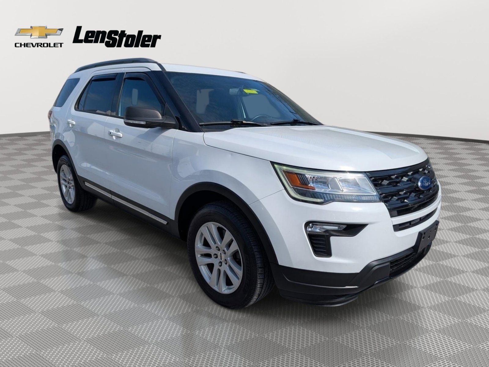 Used 2019 Ford Explorer XLT w/ Equipment Group 201A image 7