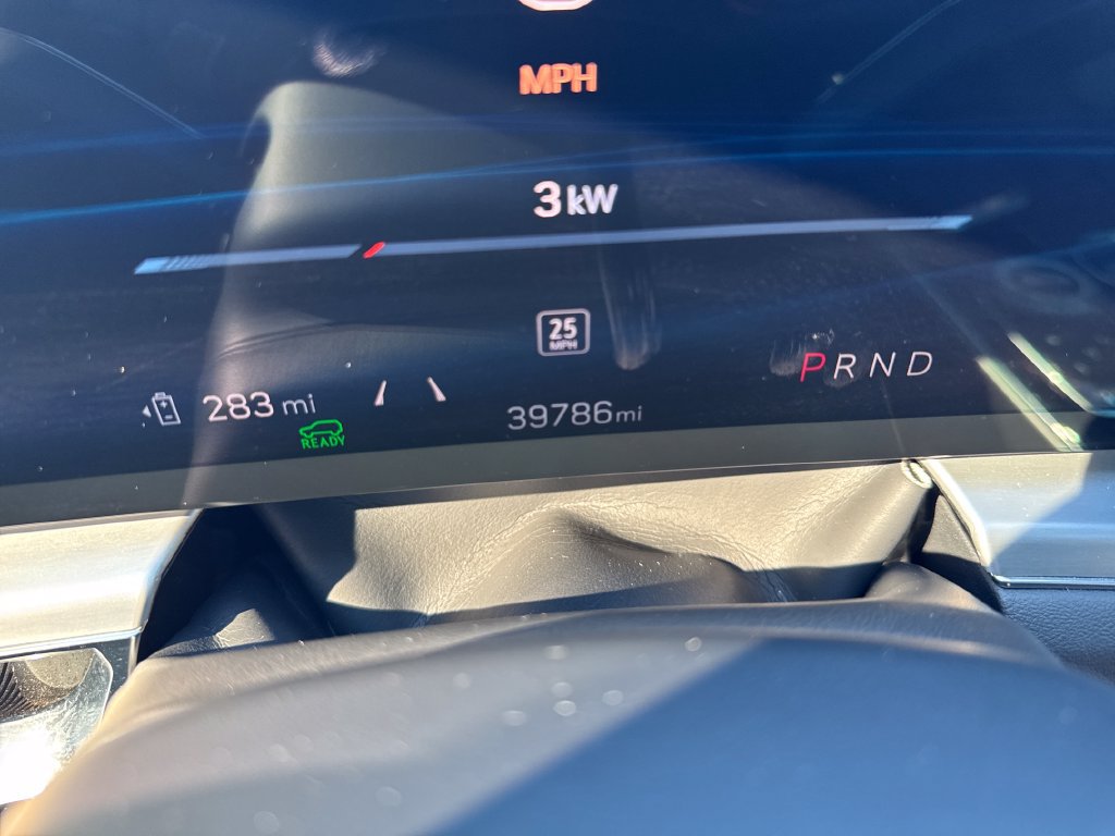 Used 2024 Cadillac Lyriq Luxury RWD image 18