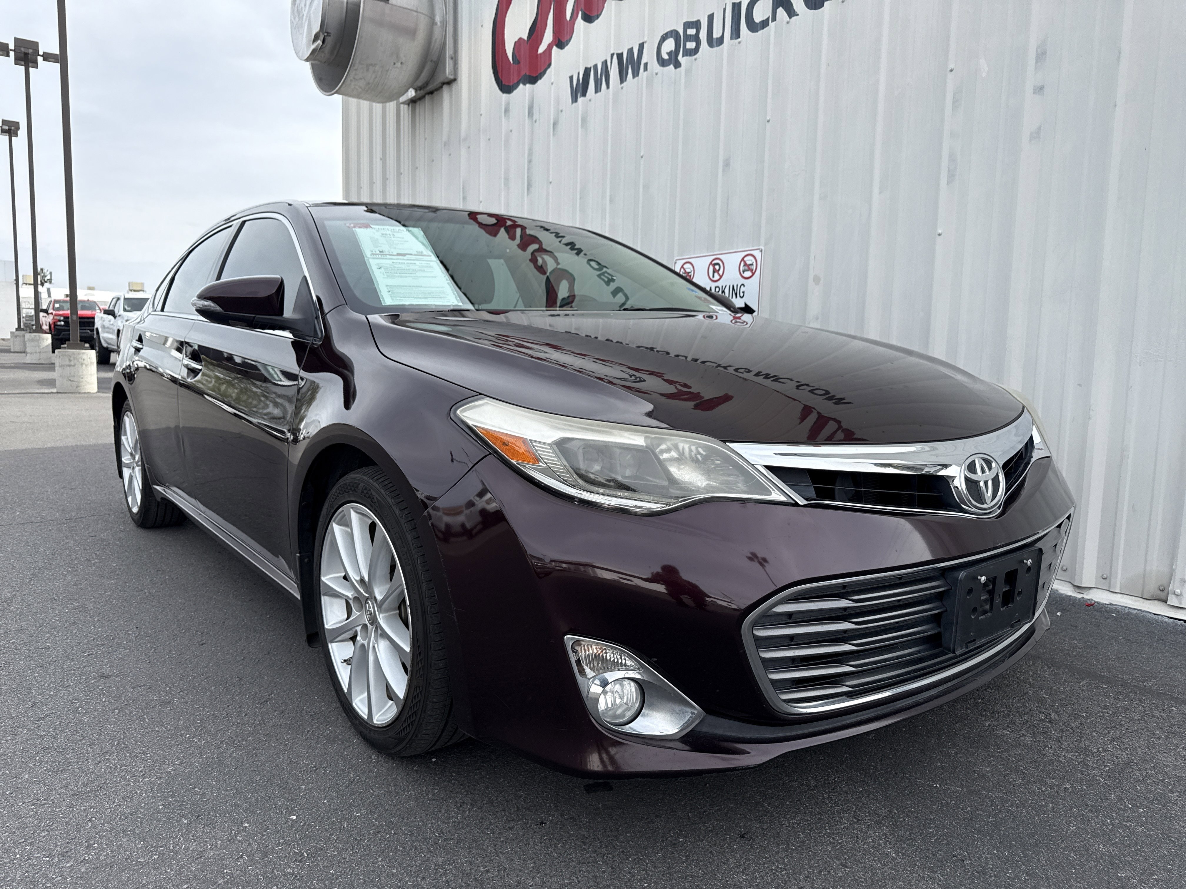 Used 2013 Toyota Avalon Limited image 31