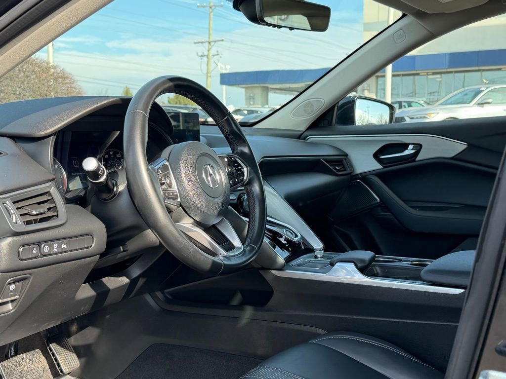 Used 2023 Acura TLX w/ Technology Package image 8
