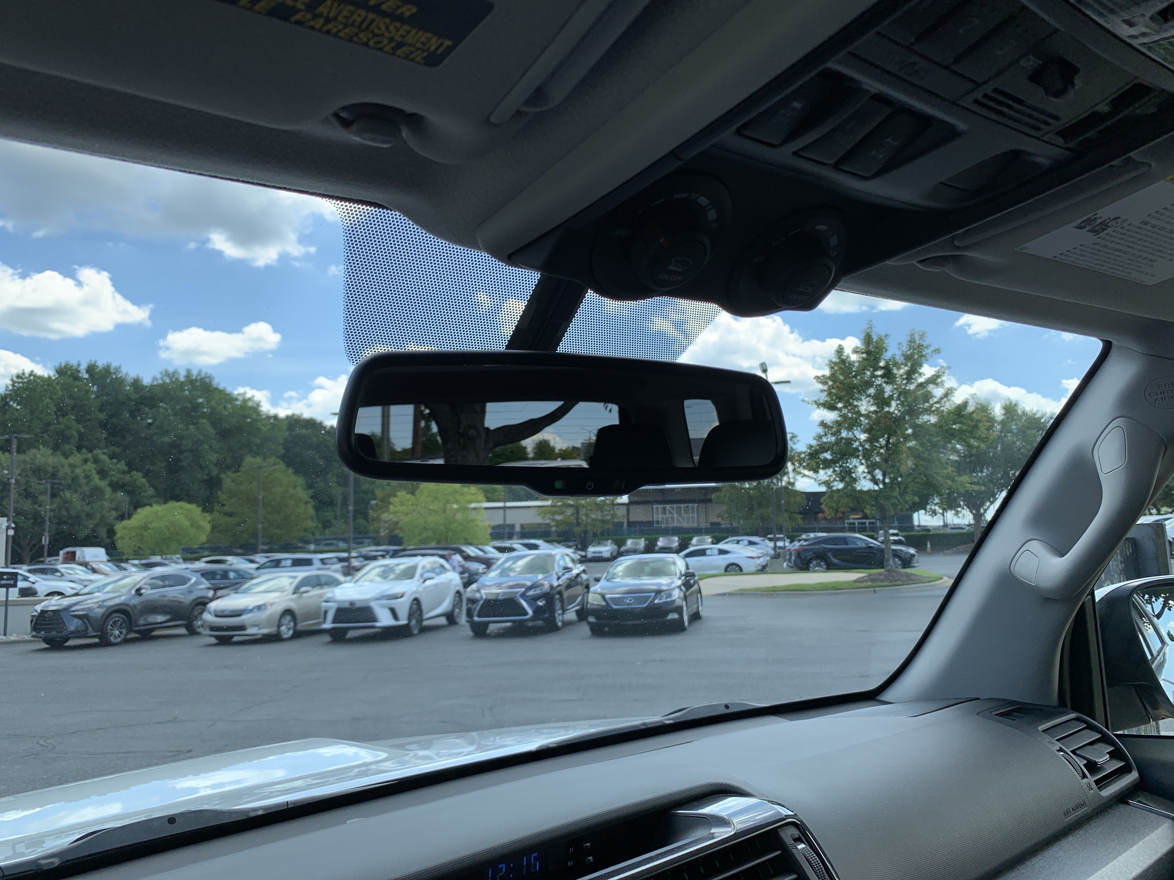 Used 2019 Toyota 4Runner TRD Off-Road Premium AWD/4WD image 27