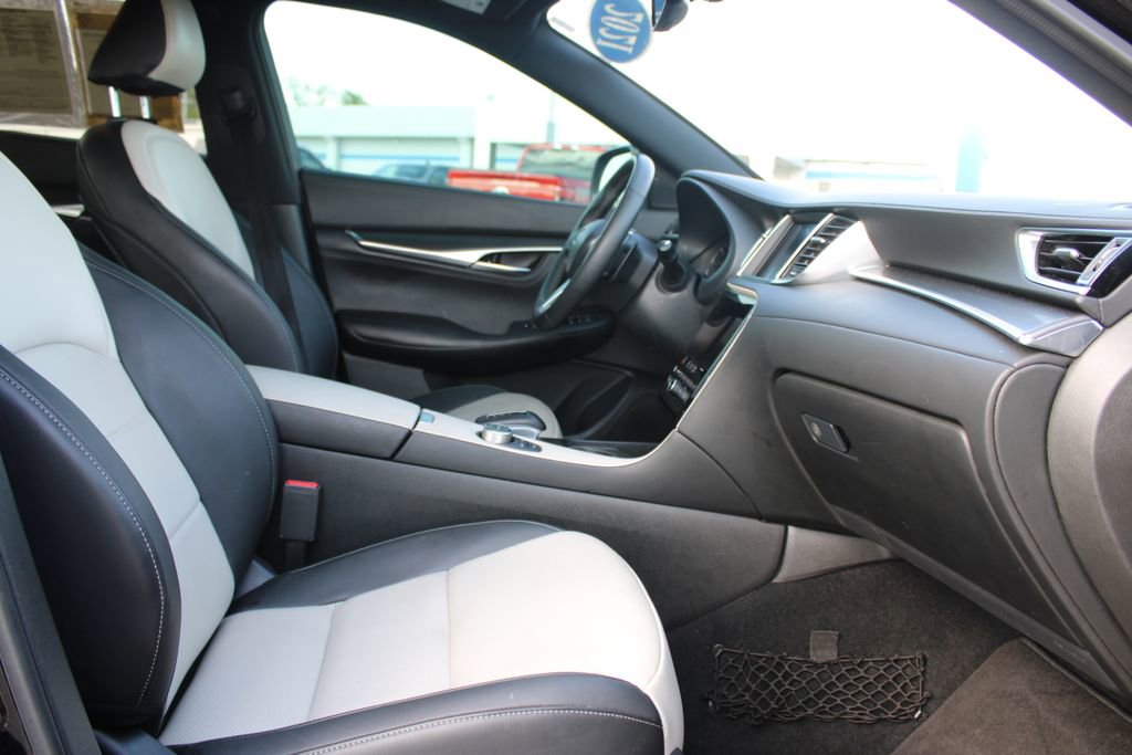 Used 2025 INFINITI QX55 Luxe w/ Accent Package AWD/4WD image 28