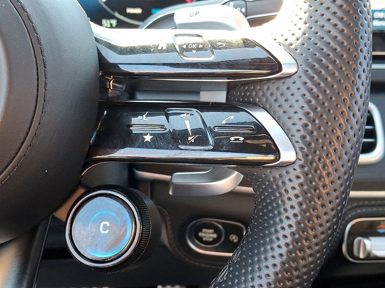 Certified 2024 Mercedes-Benz GLS 63 AMG 4MATIC image 24