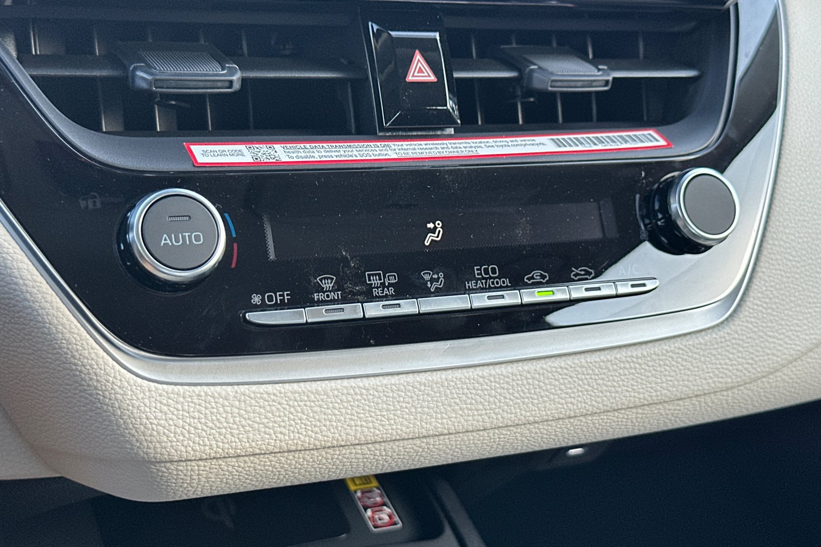 New 2027 Toyota Corolla LE w/ LE Premium Package FWD image 23
