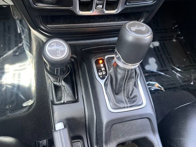 Used 2023 Jeep Wrangler Unlimited Sahara image 23