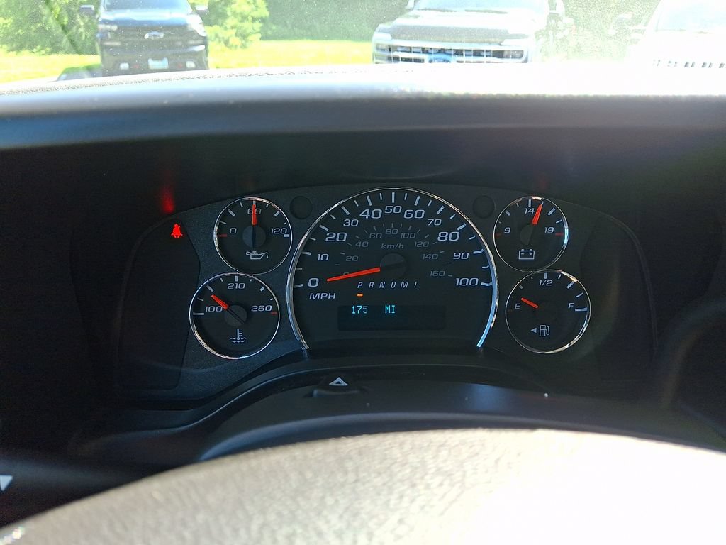 Used 2025 GMC Savana 2500 w/ Driver Convenience Package RWD image 18