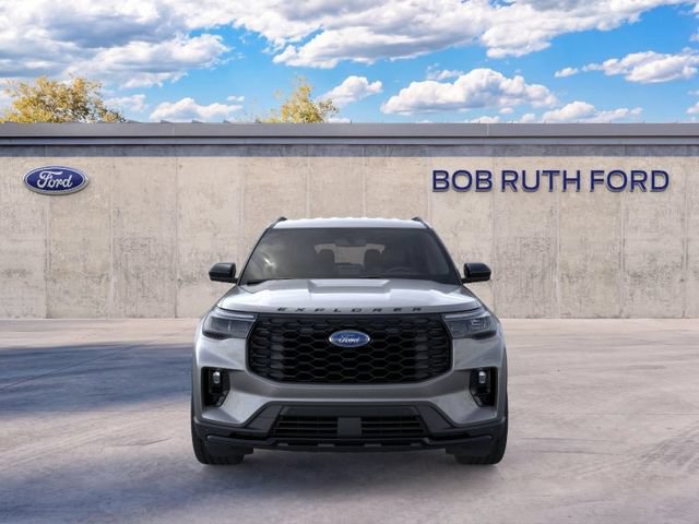 New 2026 Ford Explorer ST-Line w/ ST-Line Street Pack AWD/4WD image 7