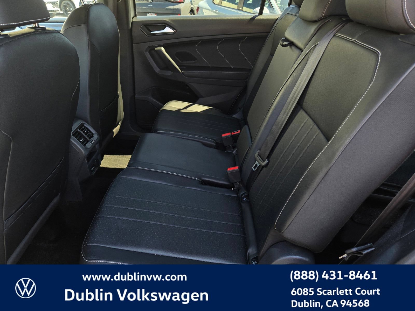 Certified 2023 Volkswagen Tiguan SE R-Line FWD image 11