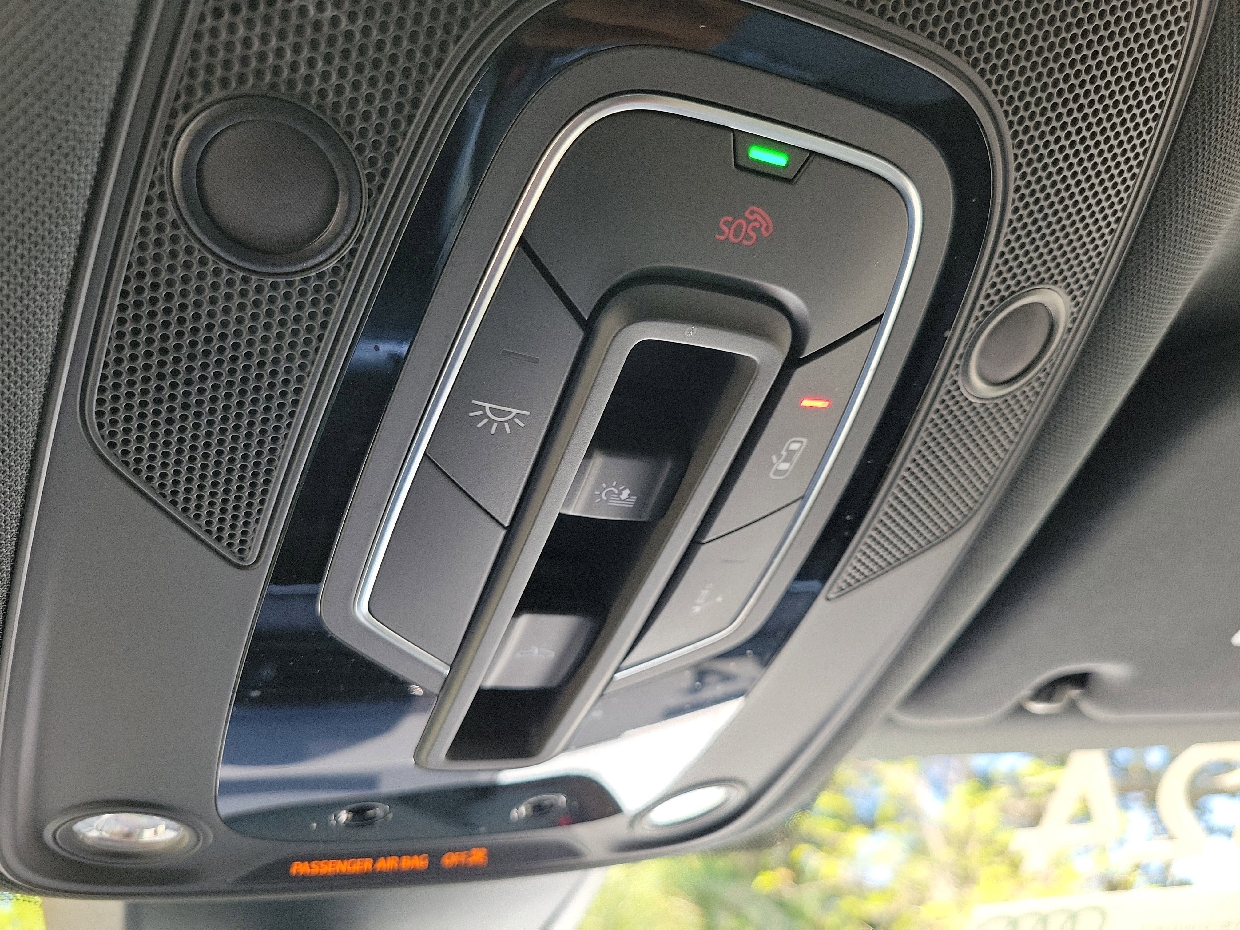 Used 2024 Audi Q8 e-tron Premium Plus w/ Premium Plus Package AWD/4WD image 18