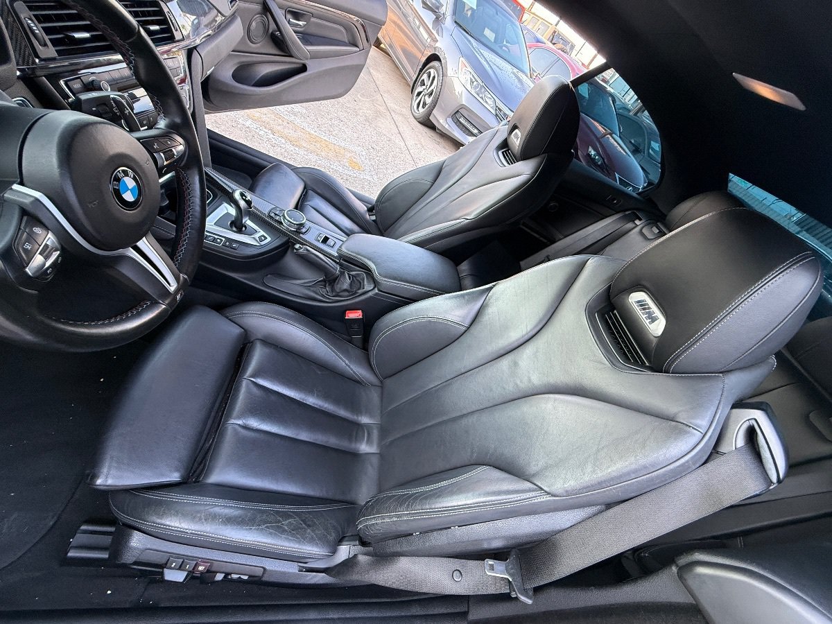 Used 2015 BMW M4 Convertible RWD image 25