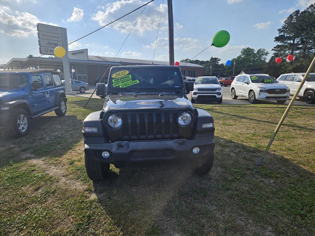 Used 2022 Jeep Wrangler Unlimited Sport AWD/4WD image 7
