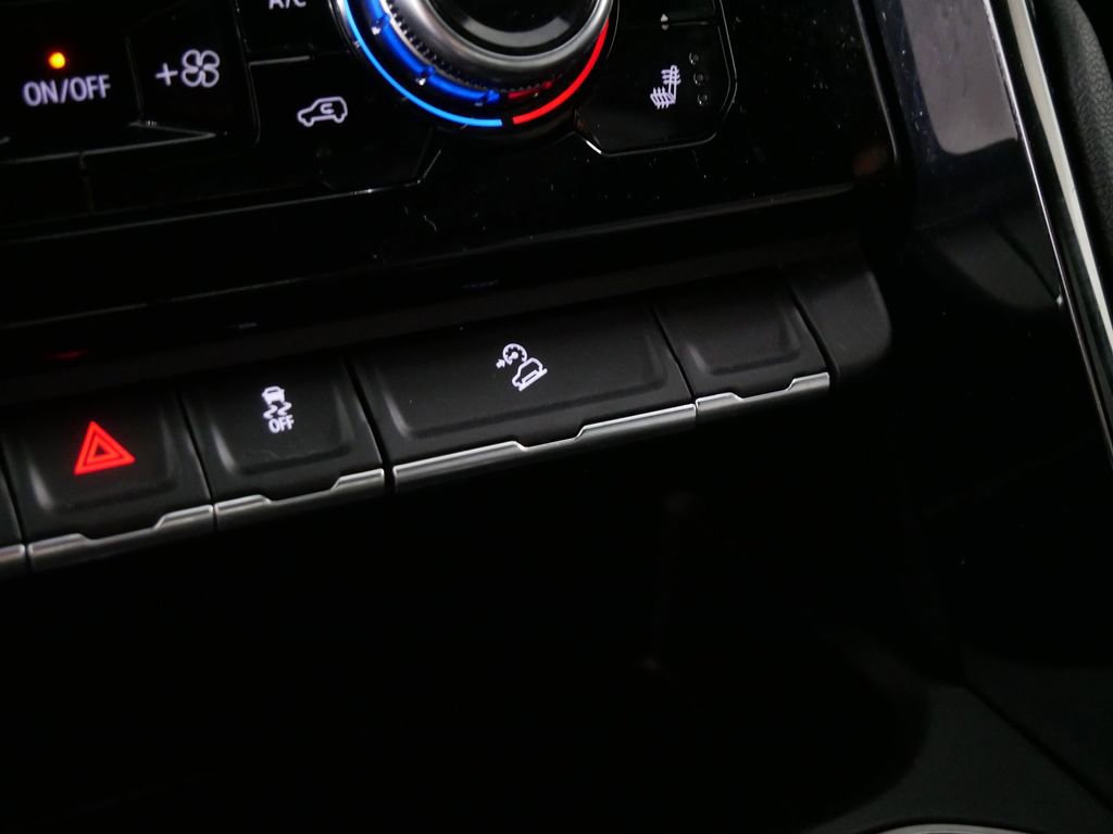 Used 2023 GMC Sierra 1500 AT4 w/ AT4 Preferred Package image 28