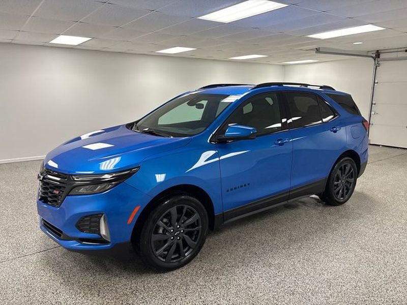 Used 2024 Chevrolet Equinox RS image 3