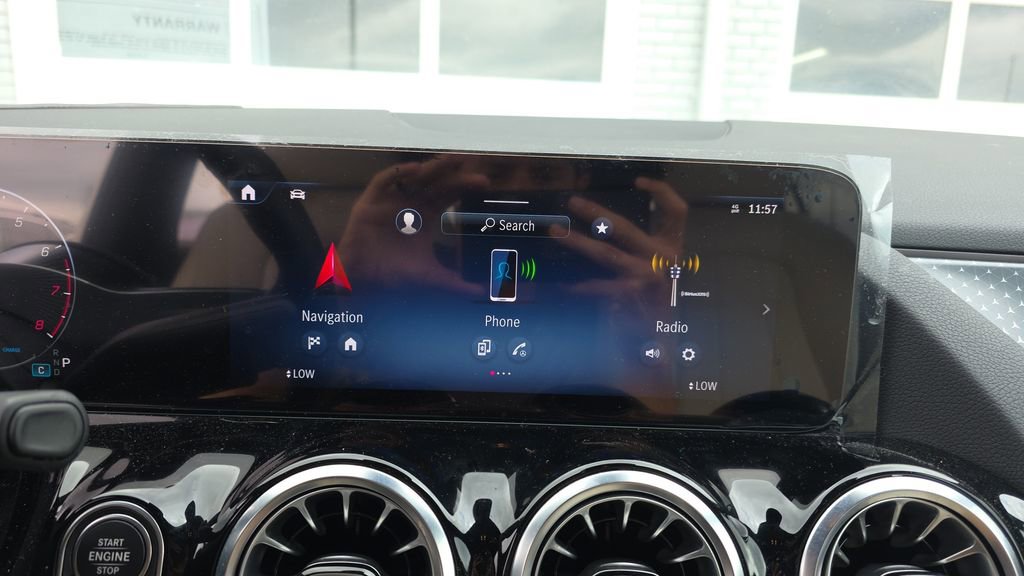 Certified 2025 Mercedes-Benz GLA 250 4MATIC image 19