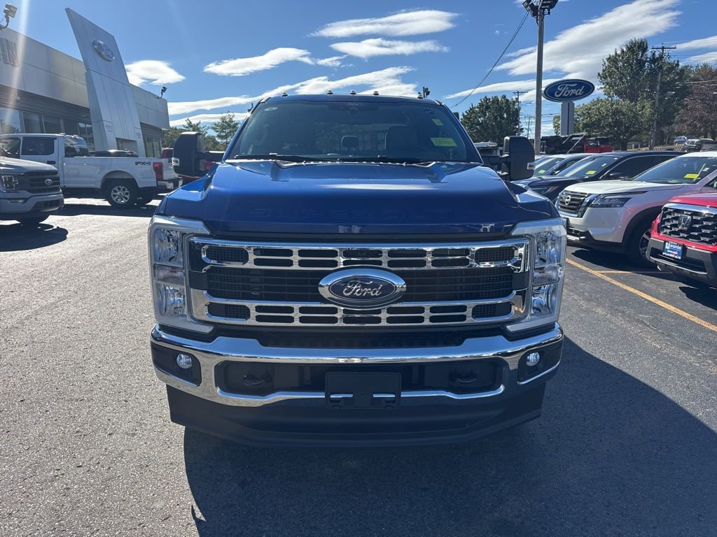 New 2026 Ford F350 XLT image 2