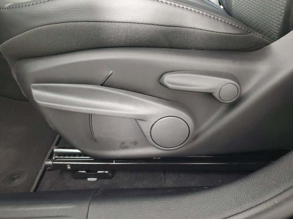 New 2026 Jeep Compass Latitude image 27