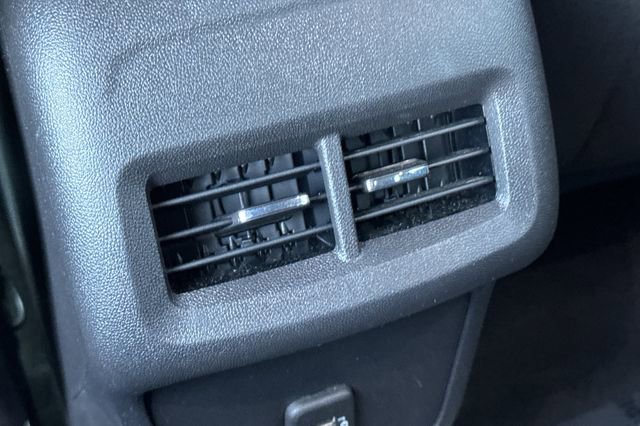 Used 2024 Chevrolet Equinox LT FWD image 44
