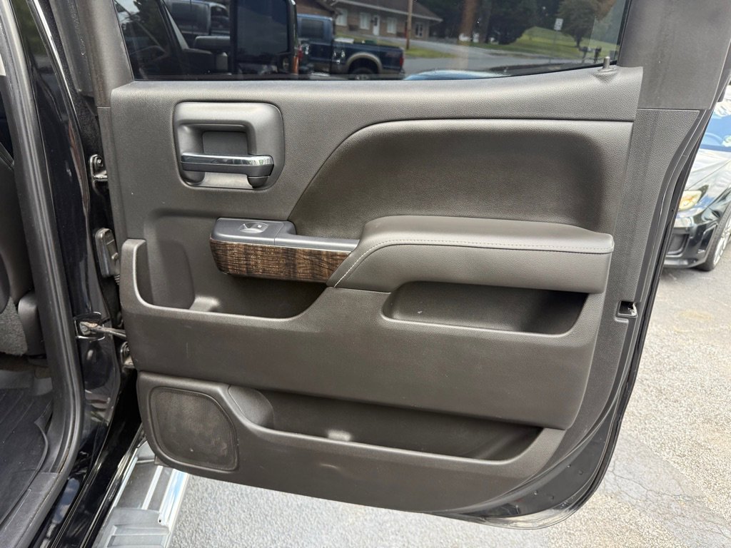 Used 2015 GMC Sierra 2500 Denali w/ Duramax Plus Package image 68