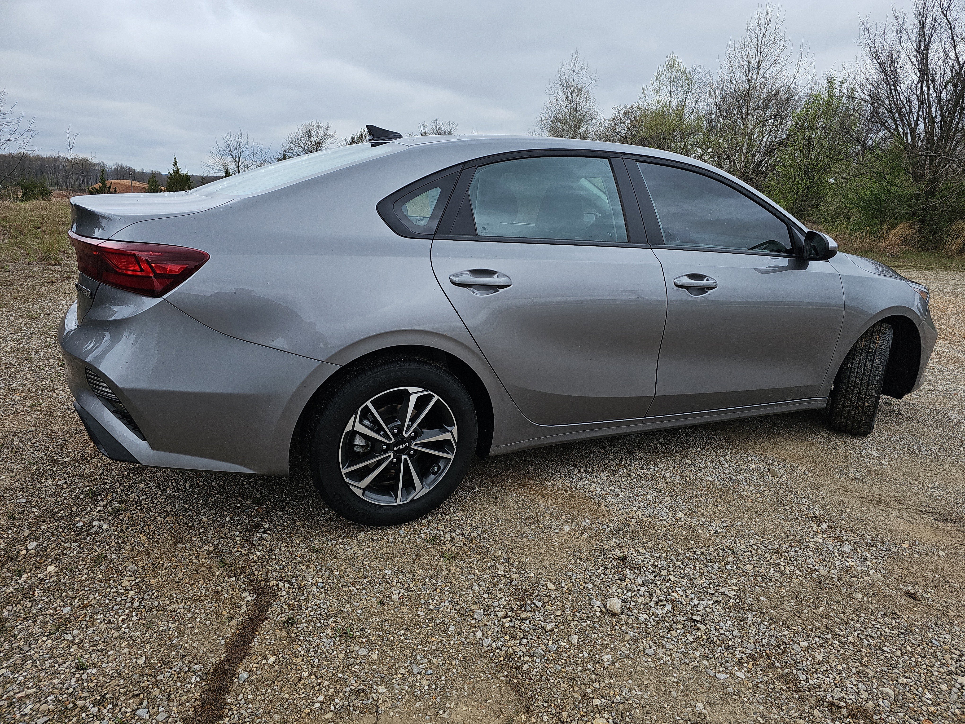 Used 2024 Kia Forte LXS image 3