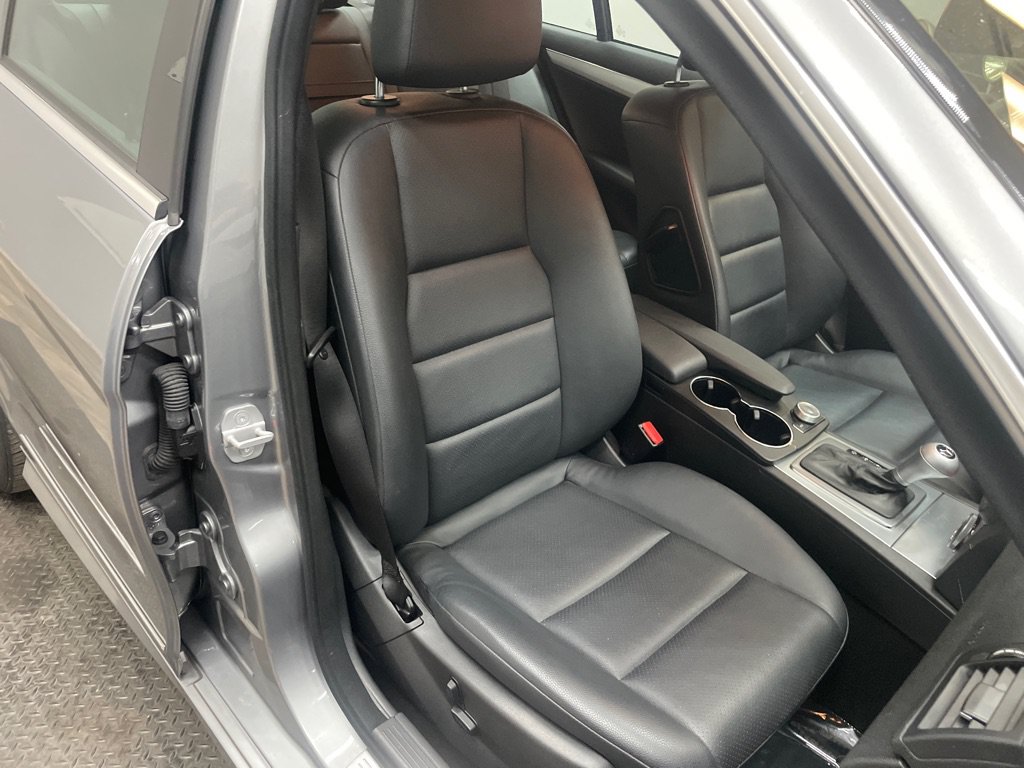 Used 2008 Mercedes-Benz C 300 Sedan image 37