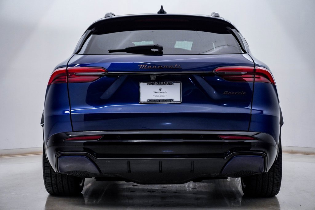 Certified 2025 Maserati Grecale Folgore image 8