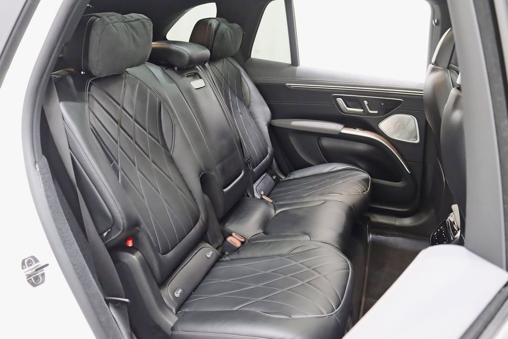 Used 2023 Mercedes-Benz EQS 580 4MATIC SUV image 33