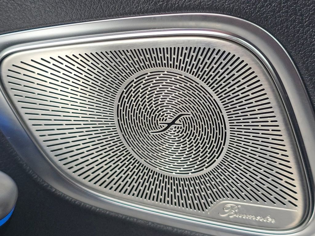 Used 2025 Mercedes-Benz GLC 300 4MATIC image 26